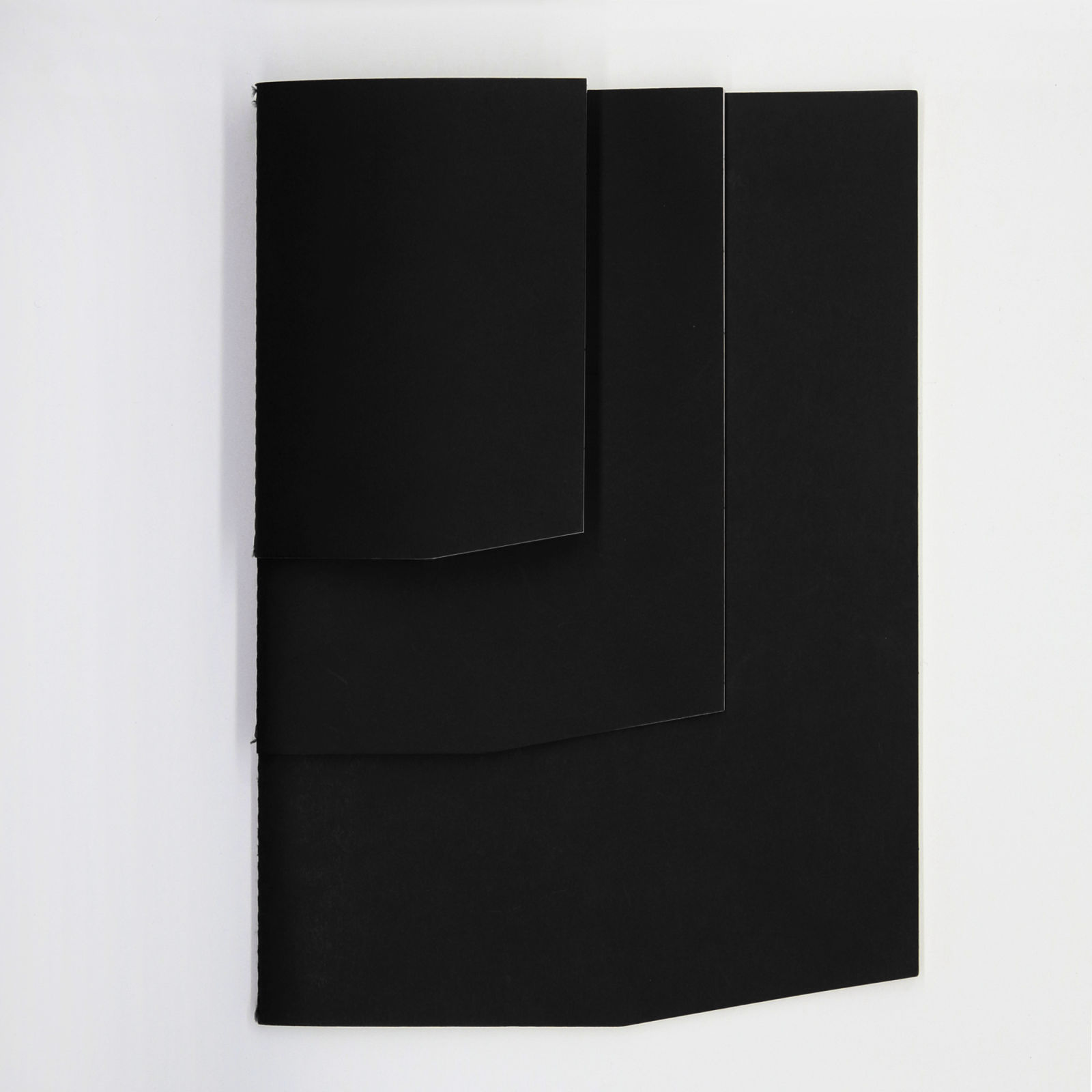 Q, Writeground, stationery, cartoleria, design, carta riciclata, design ecofriendly, italian design, notepad, notebook, quaderno, quaderno a righe, righe inclinate, scrittura creativa, minimal design